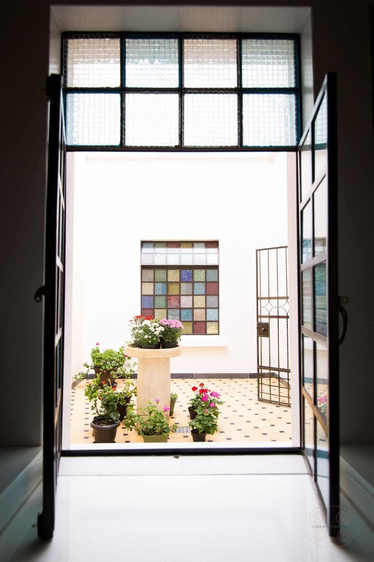Casa Montore Bed & Breakfast