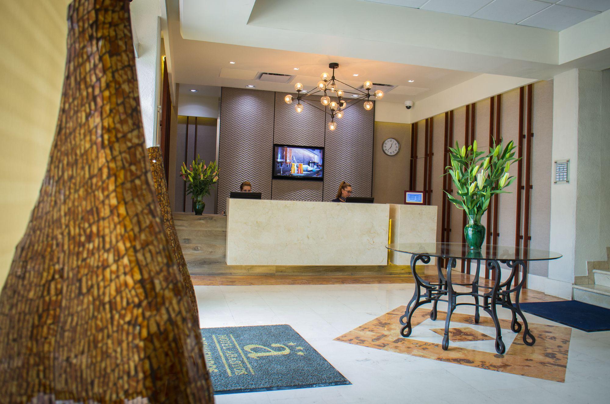 Expo Abastos Hotel
