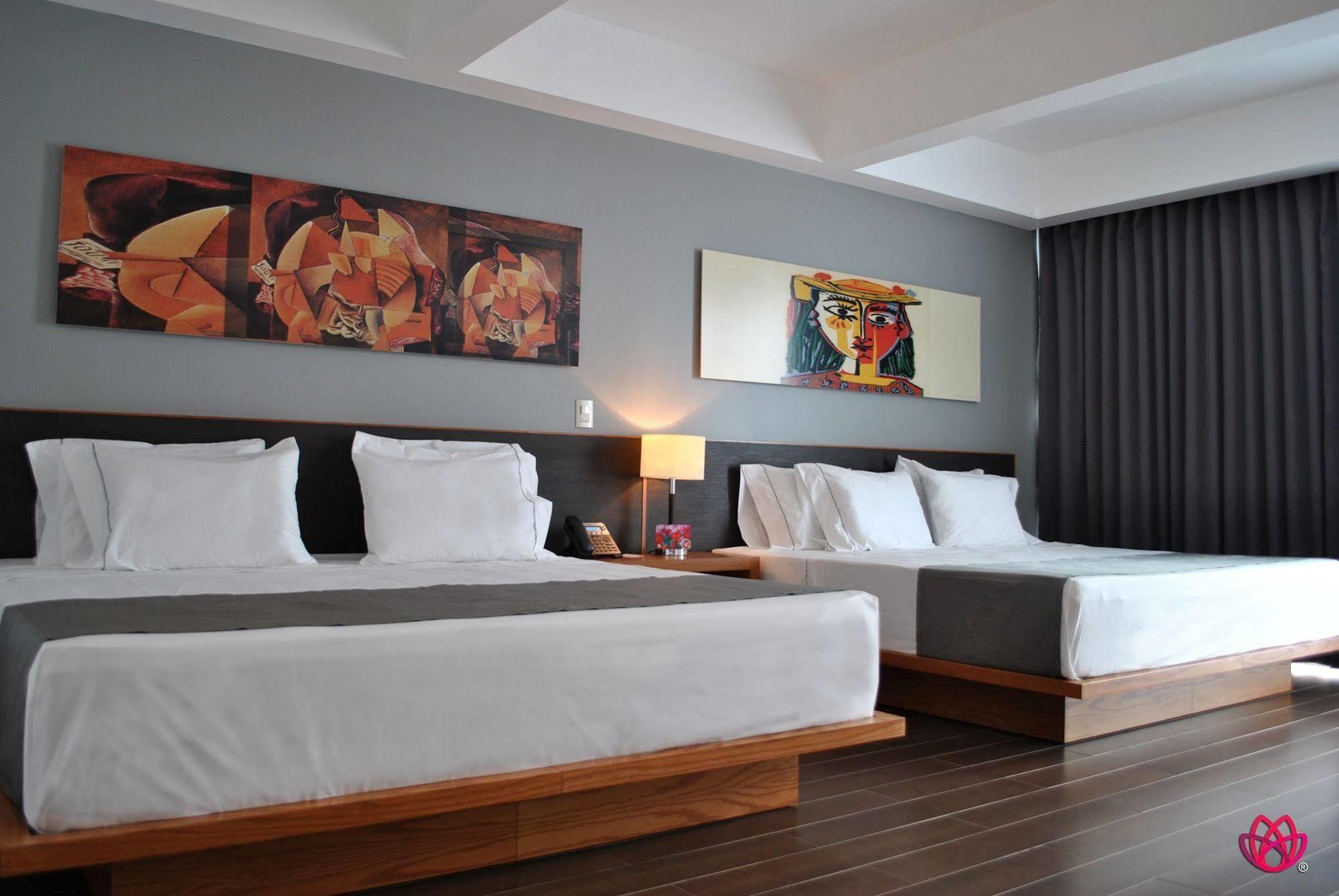 Hotel Y Tú Expo Guadalajara