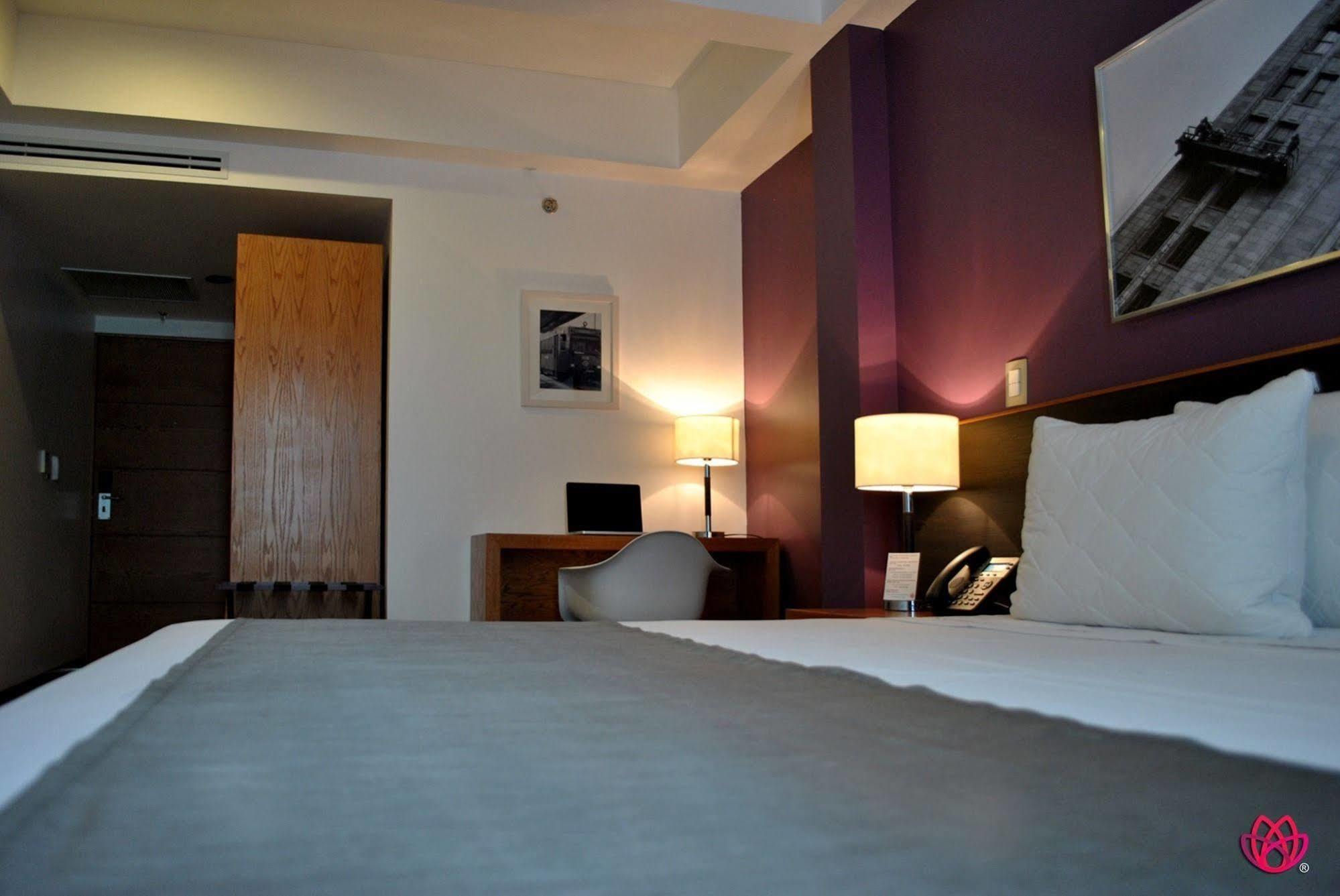 Hotel Y Tú Expo Guadalajara