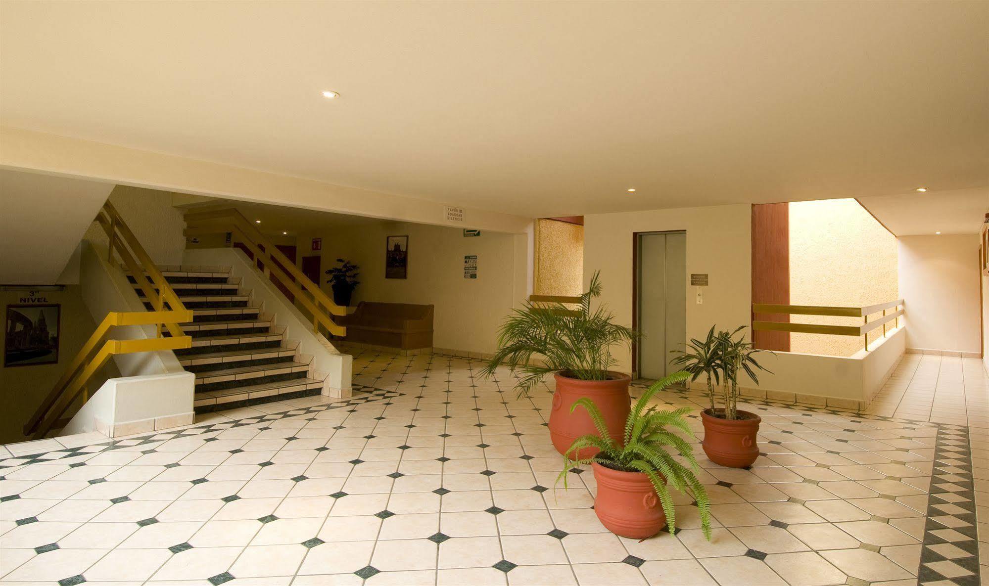 Arboledas Expo Hotel 2*