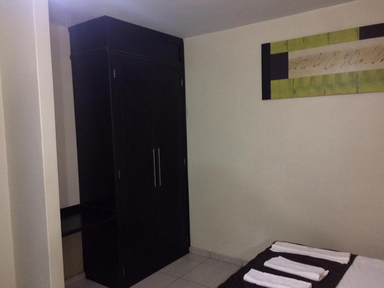 Hostel La Perla *