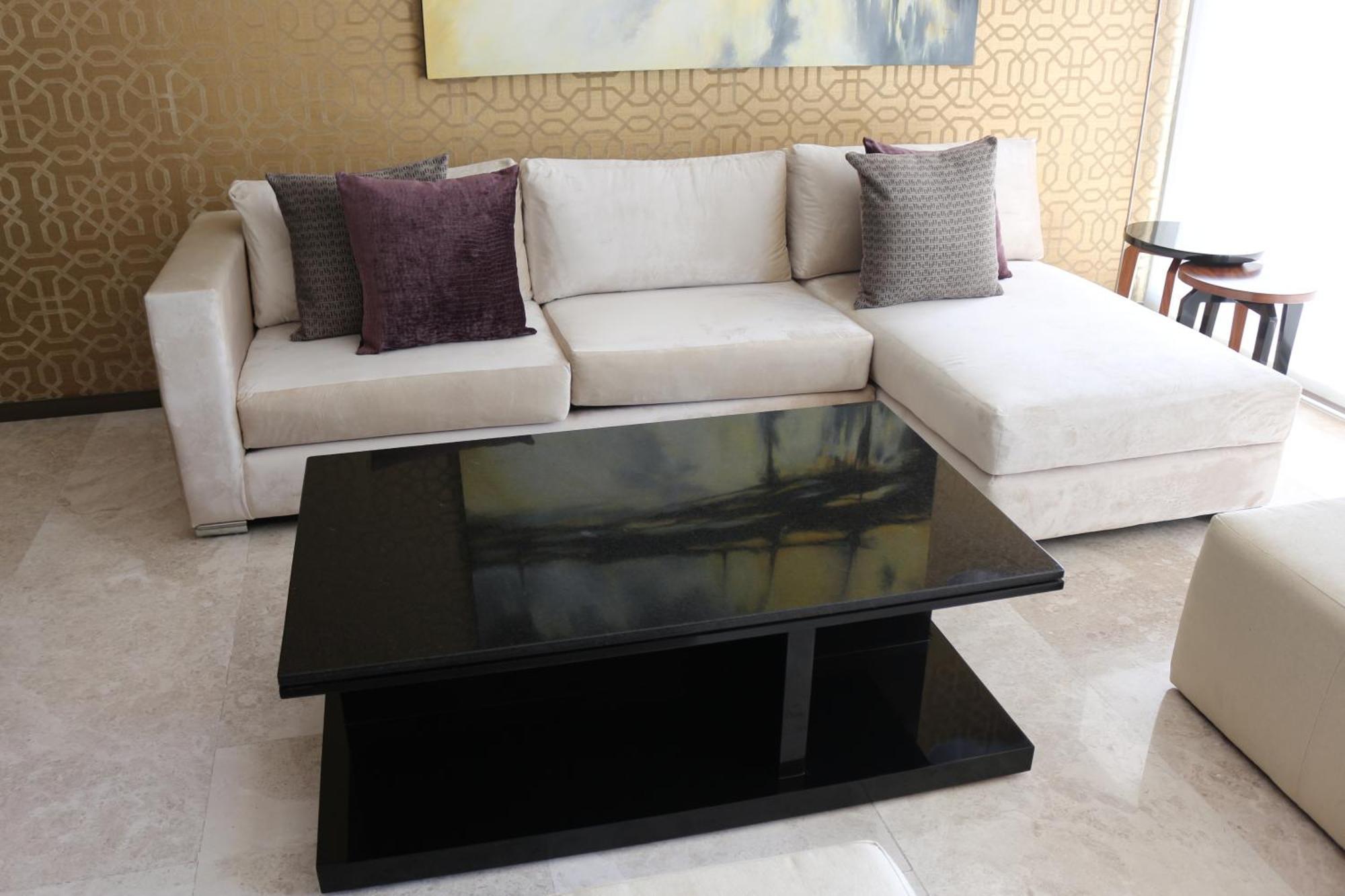 Central Park Apartment *