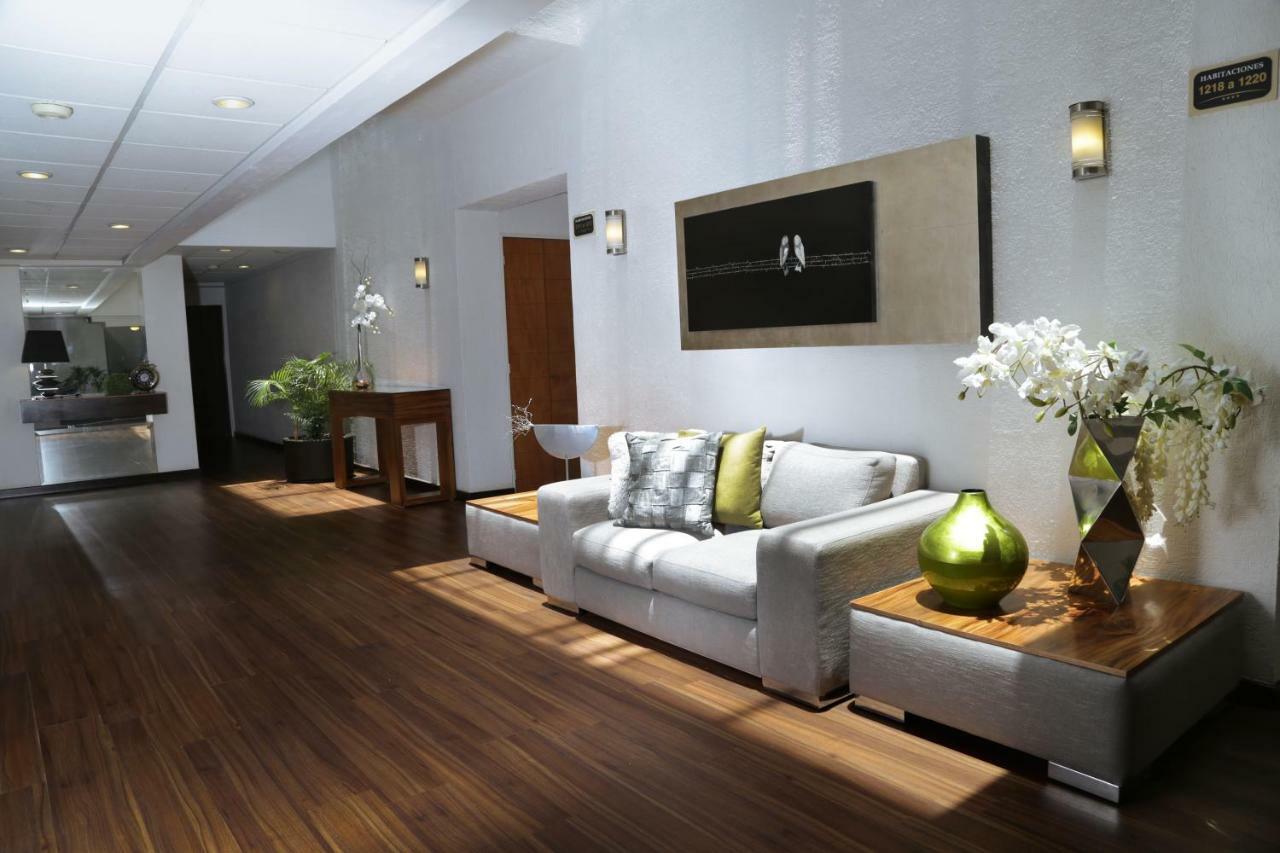 Meson Ejecutivo Minerva - Av Mexico 4*