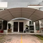Comfortable Apartment With Parking, Best Location