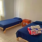 Amplio Departamento De Dos Habitaciones En Naciones Unidas