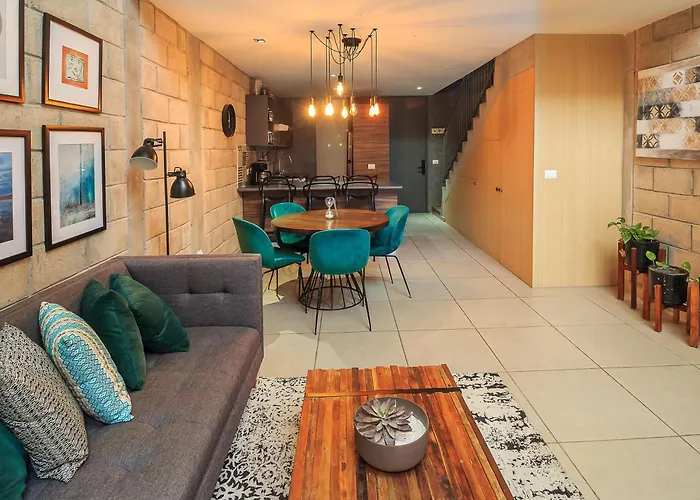 Stylish&Modern Lofts at Guadalajara\'s Historic Center with Gym&Coworking Space by Tribu Colón