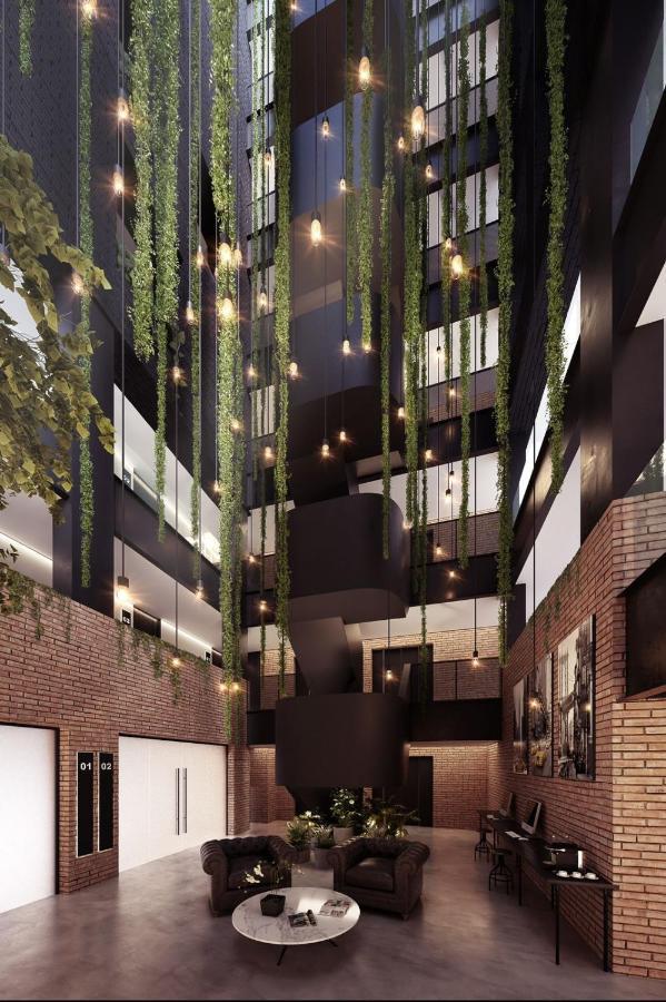 Fulton Business Luxury Hotel 4*