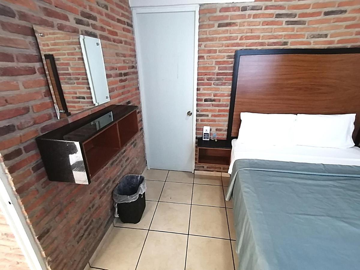 Hcm Hotel 3*
