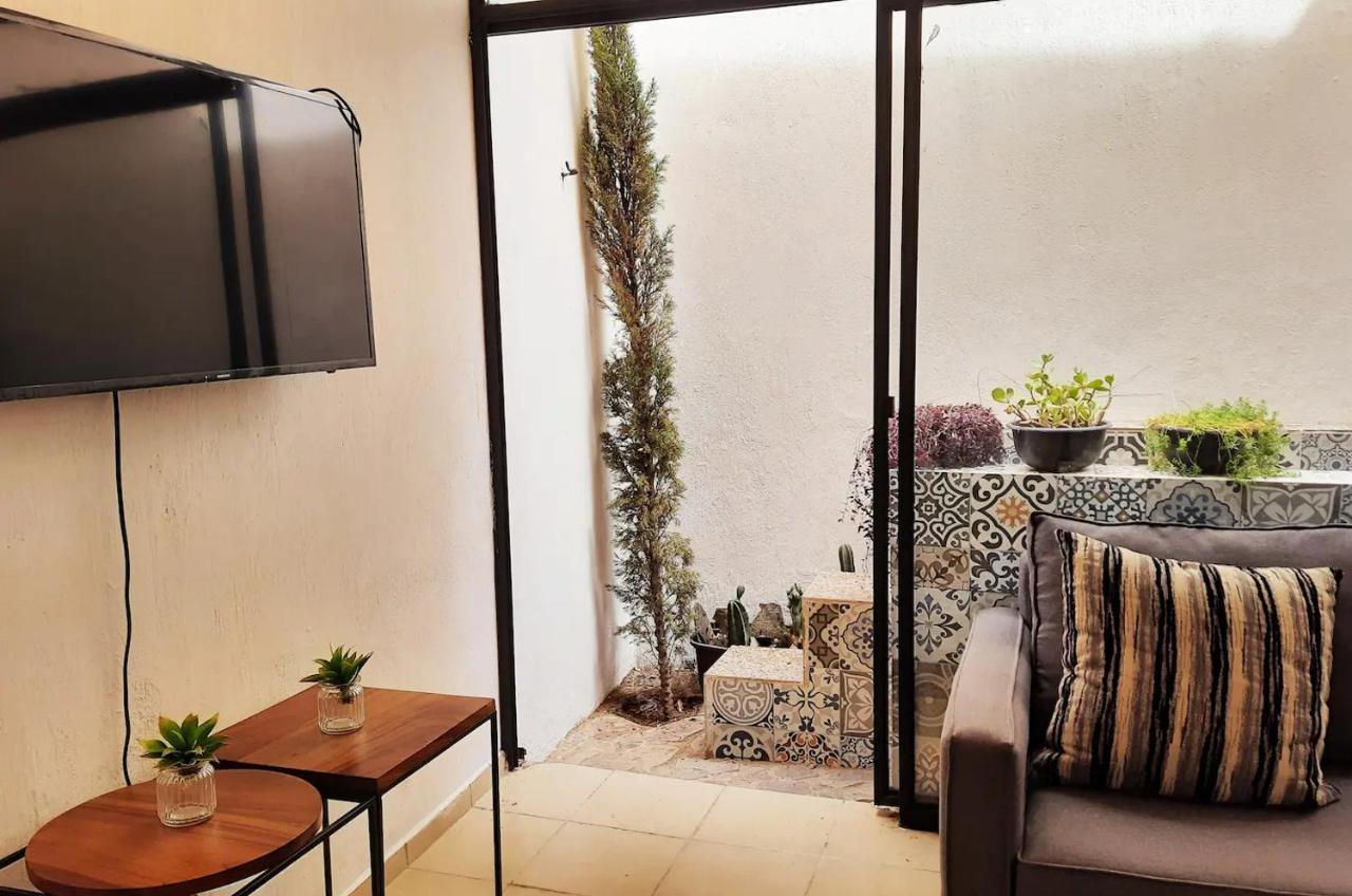 Luxury Bugambilias Lukasa Home, Alberca & Airhockey Holiday home