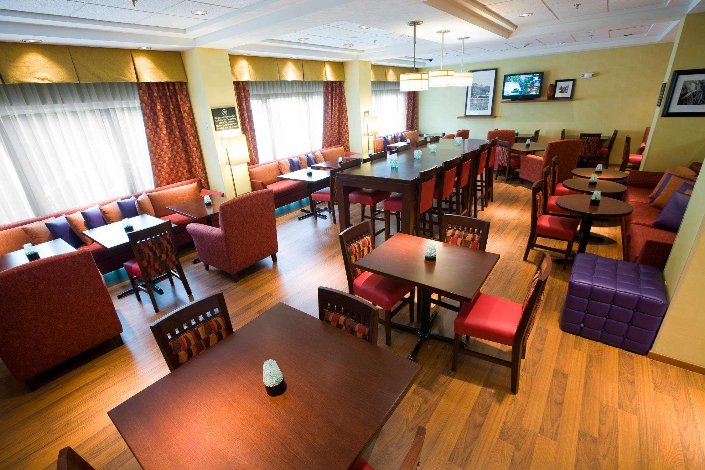 Hampton By Hilton Guadalajara-aeropuerto Hotel 3*