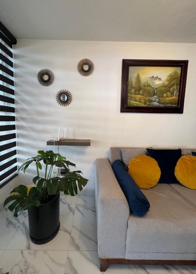 Apartment Comfortable With Parking, Location *