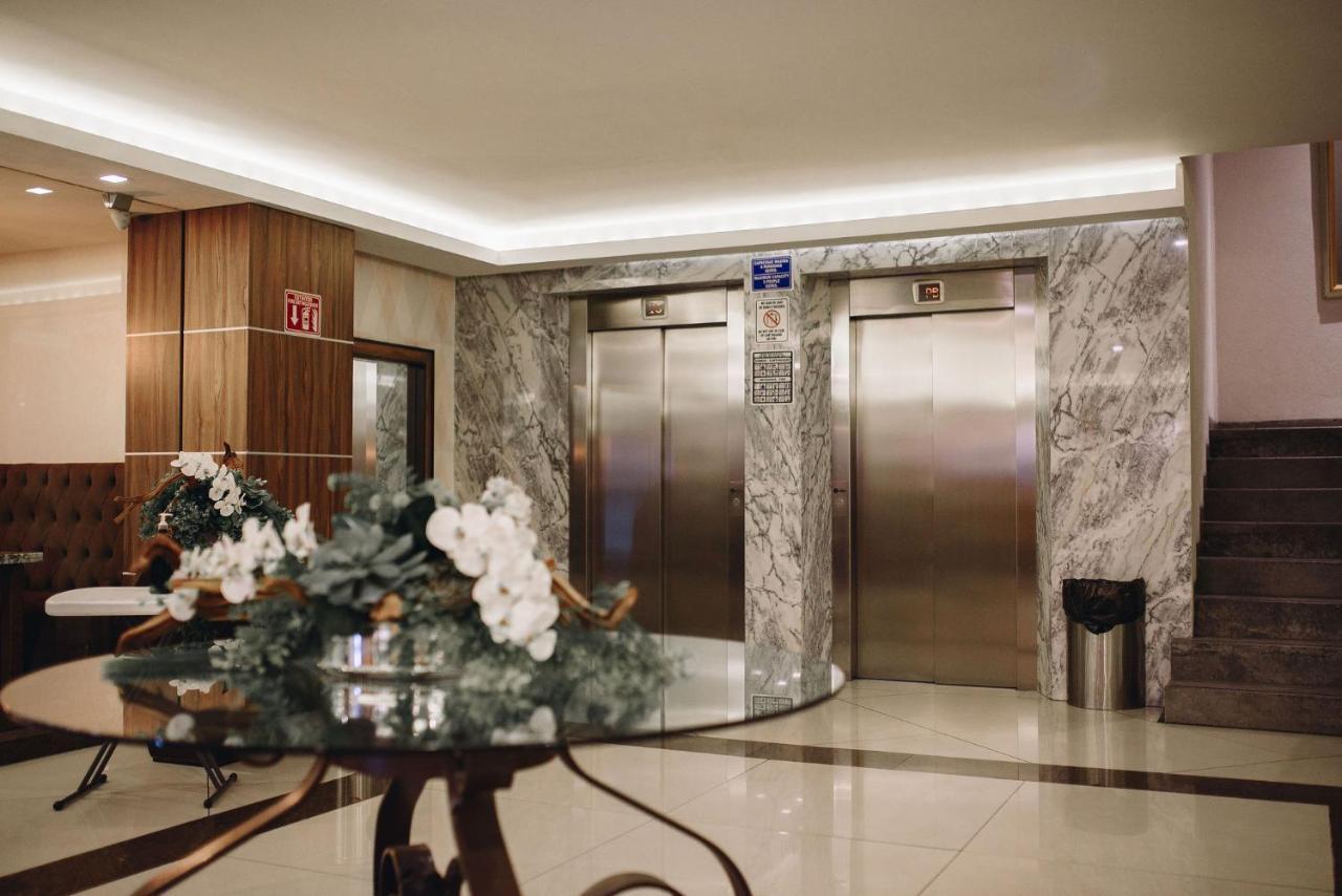 Dali Plaza Ejecutivo 4*
