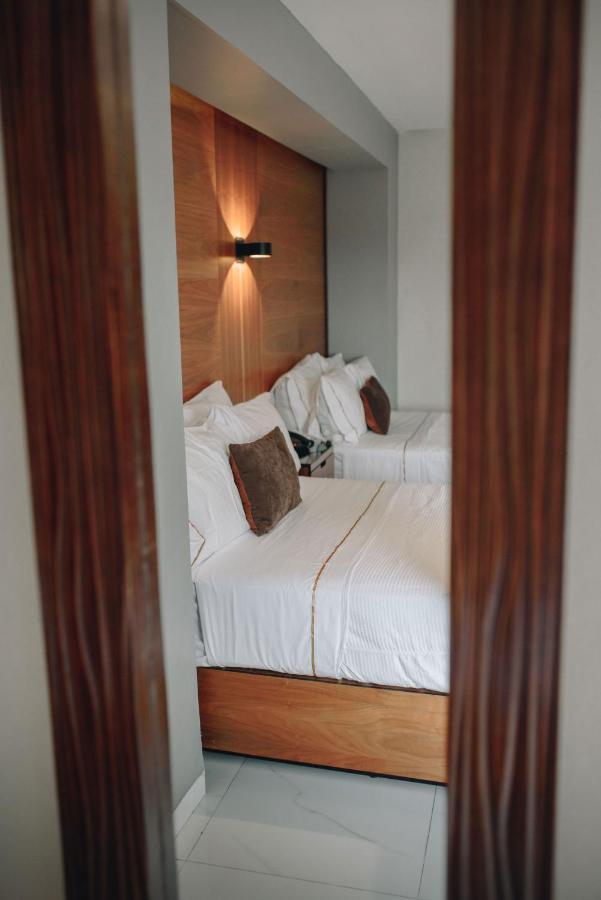 Dali Plaza Ejecutivo 4*