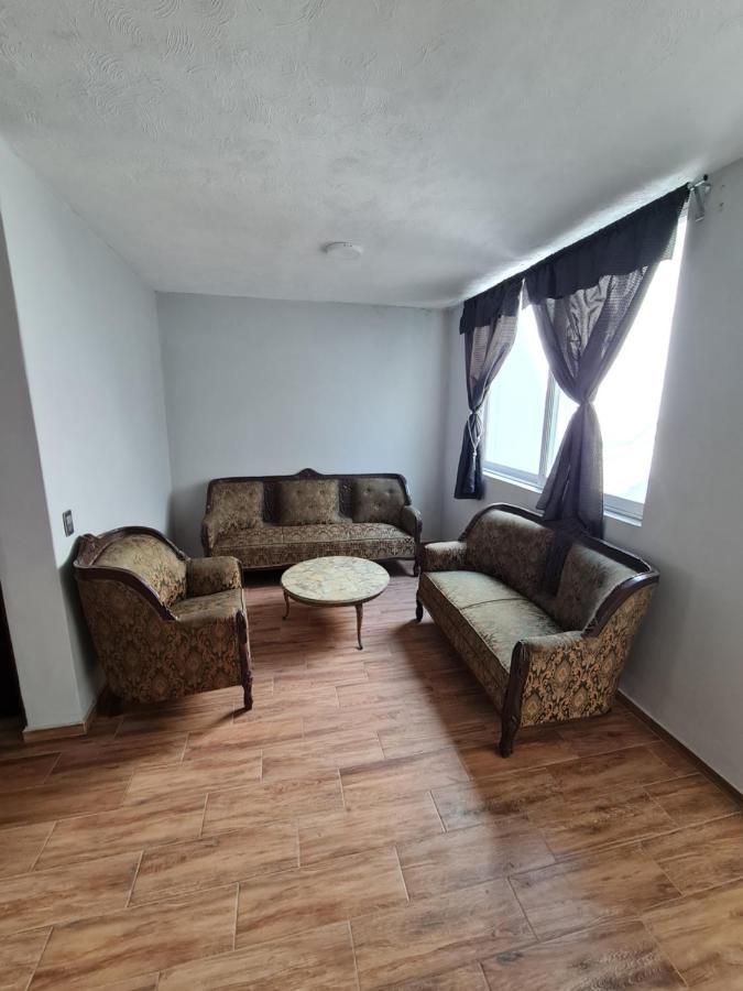 Hermosa Casa Ubicada En Zona Centro, Andares Y Estadio Holiday home