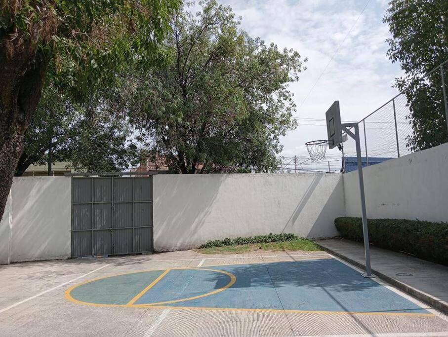 Tranquilo Y Moderno Dpto En Buena Zona De Gdl Apartment *
