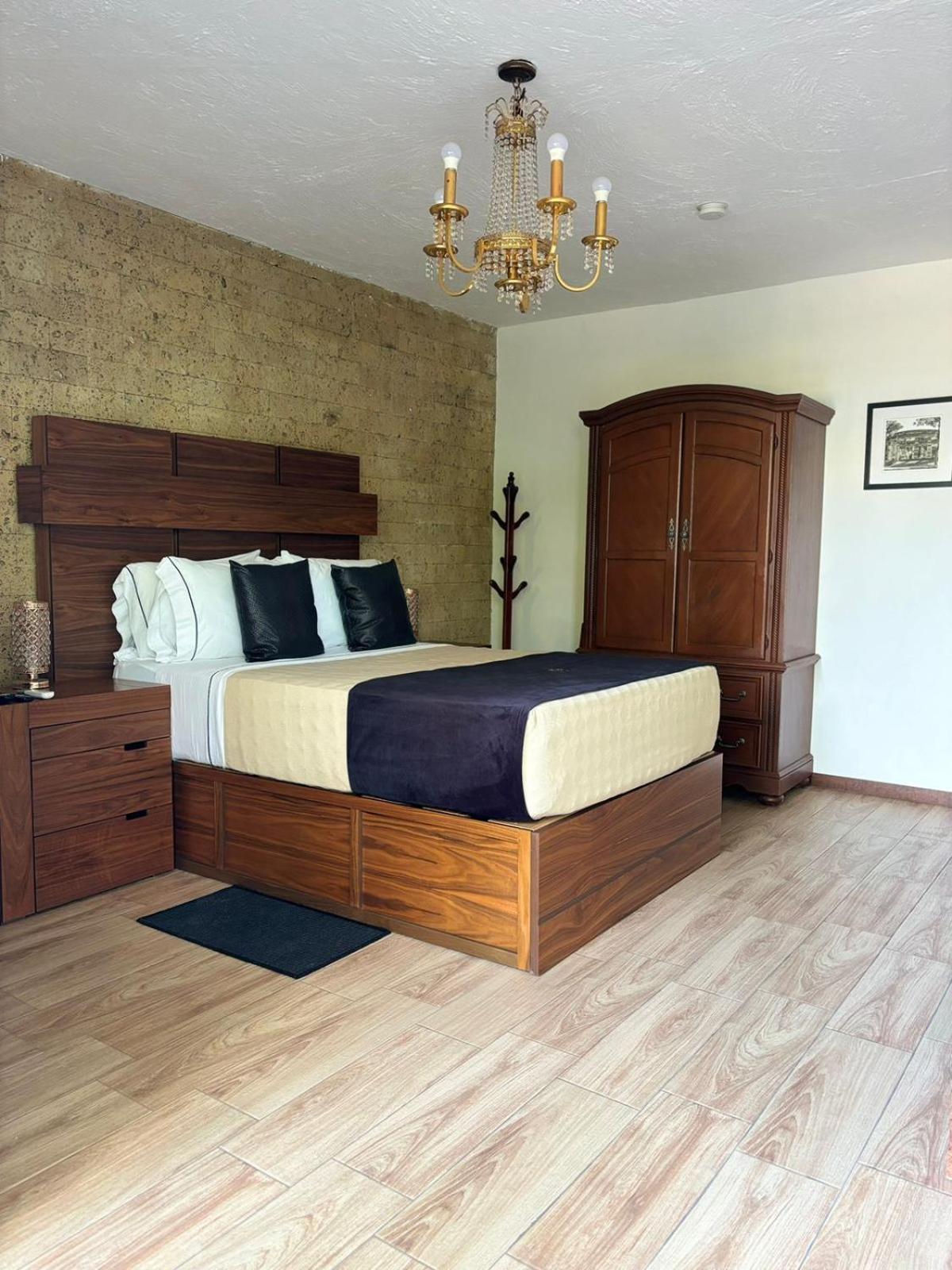 Boutique La Mansión Hotel