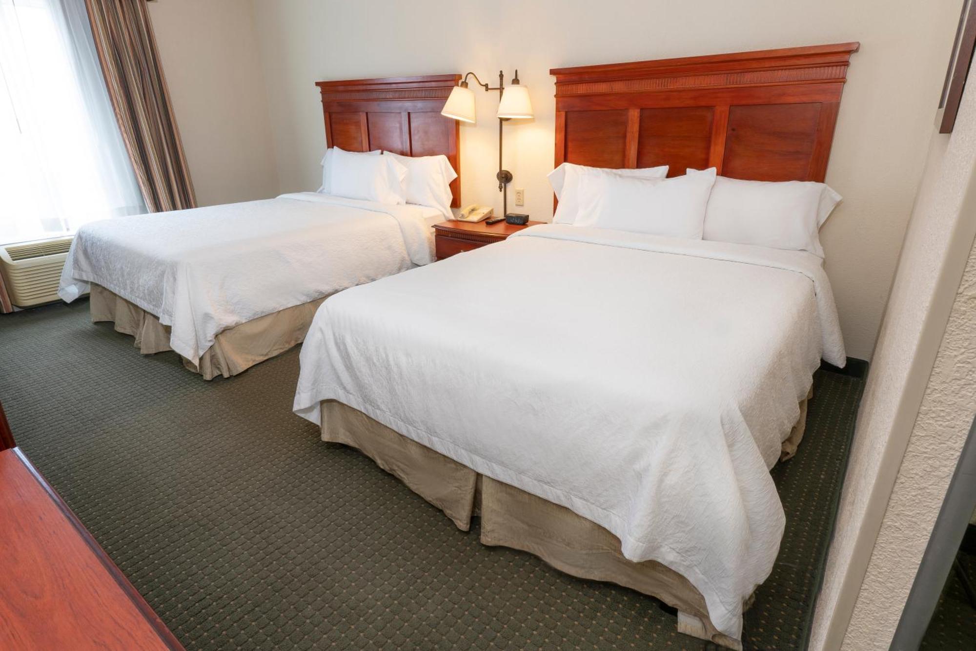 Hotel Hampton By Hilton Guadalajara-aeropuerto