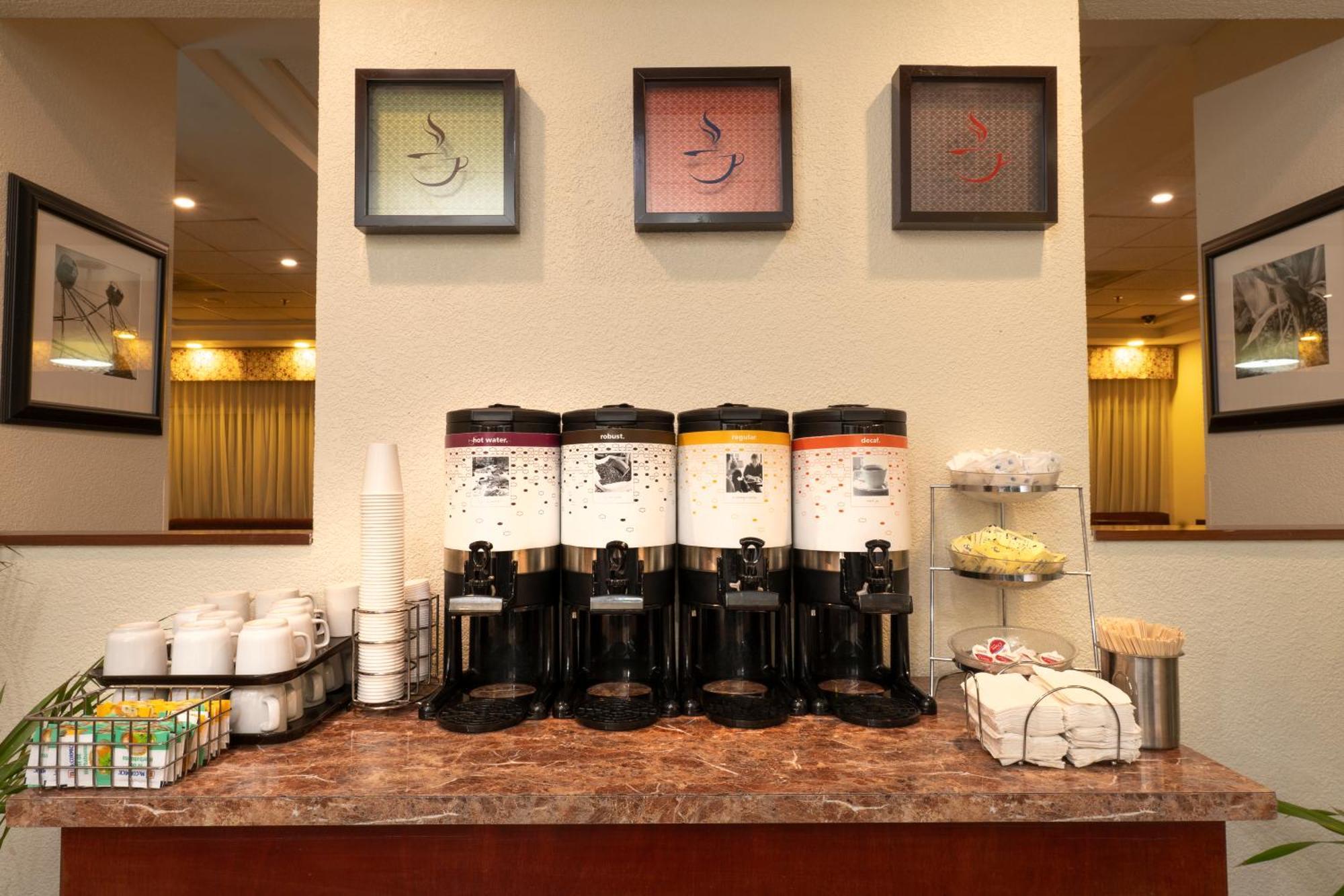 Hampton By Hilton Guadalajara-aeropuerto Hotel