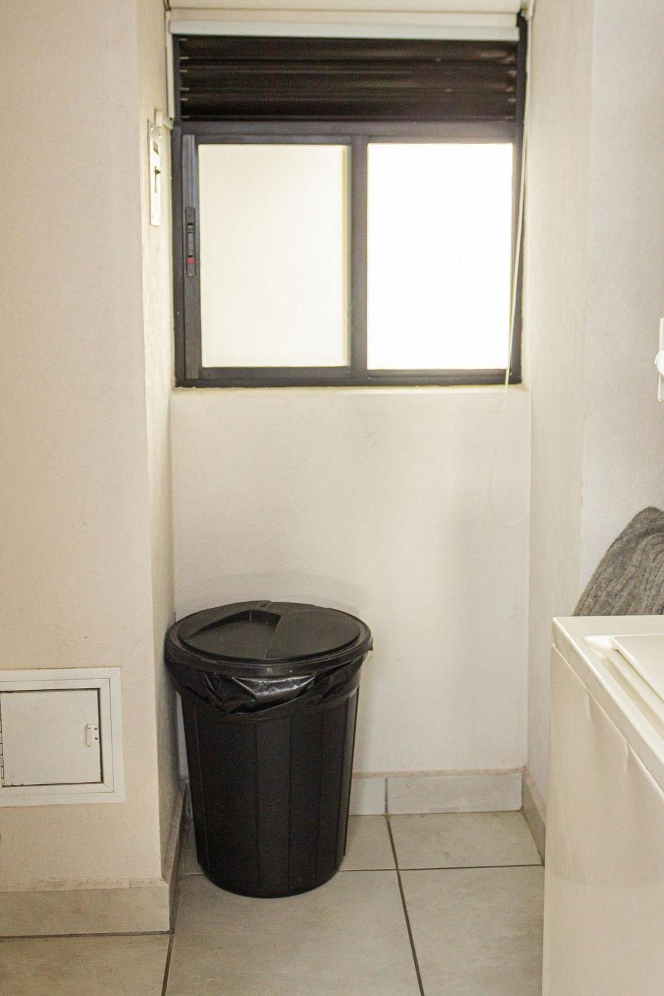 Apartment Centrico Cerca De Imss H Civil Y Cucs *
