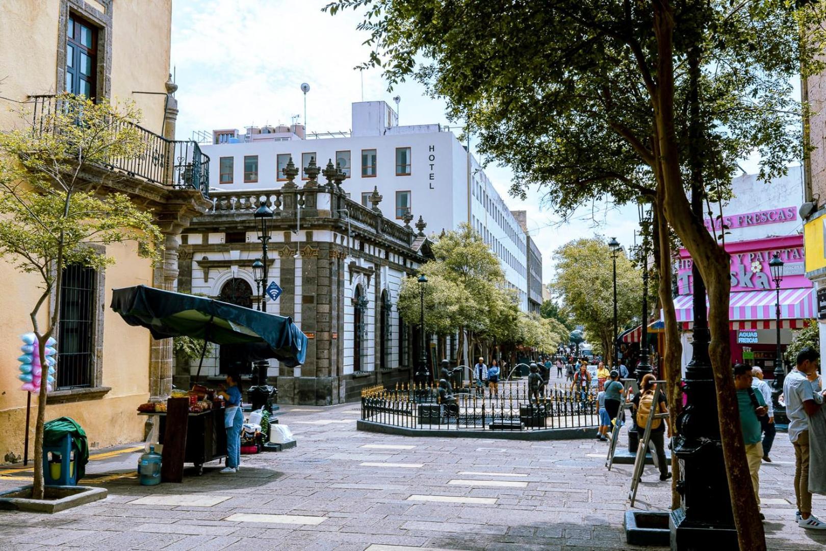 New In Centro Gdl Near Cathedral & Attractions Apartment *