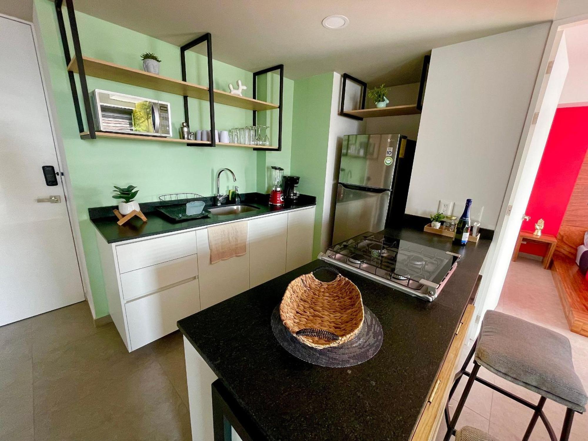 Nuevo, Zona Chapultepec, Preciosa Vista, Piso 19 Apartment *