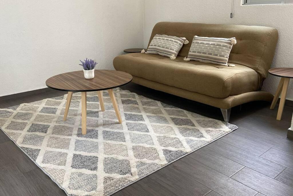 Departamento En Paseos Del Sol, Zapopan Con Amplia Recamara Apartment