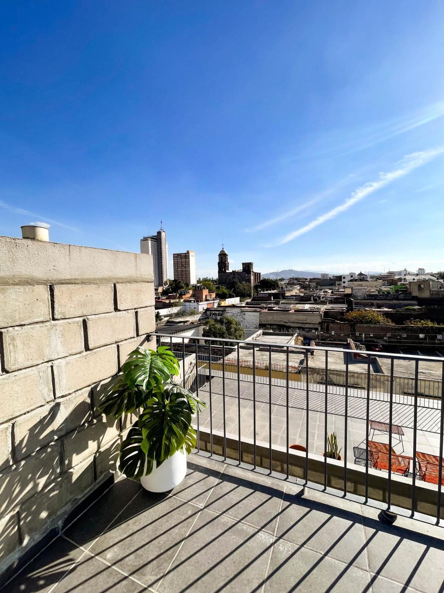 Stylish&modern Lofts At Guadalajara's Historic Center With Gym&coworking Space By Tribu Colón *