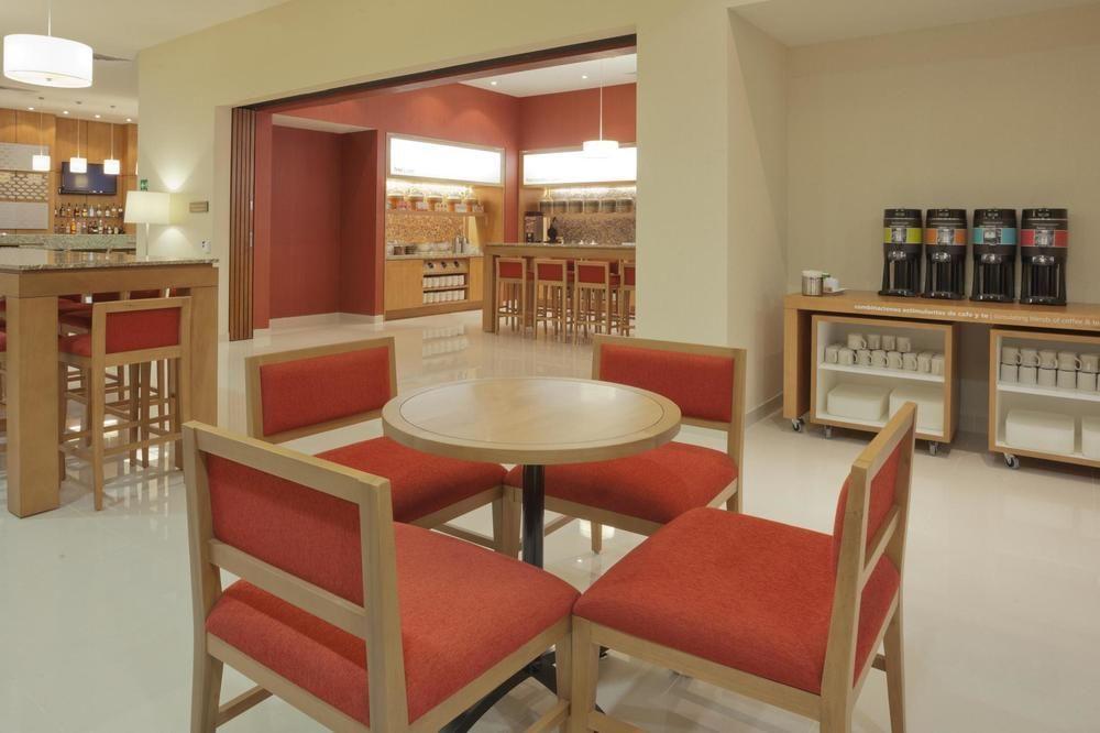 Hampton By Hilton Expo Hotel Guadalajara