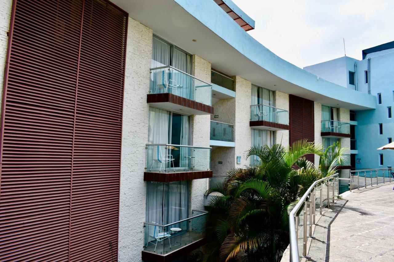 Hotel Country &