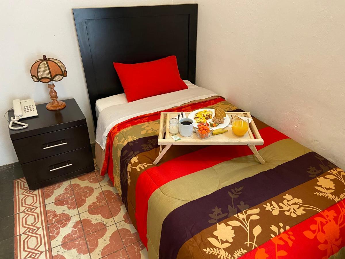 Hotel La Casa De Libelulas 2*