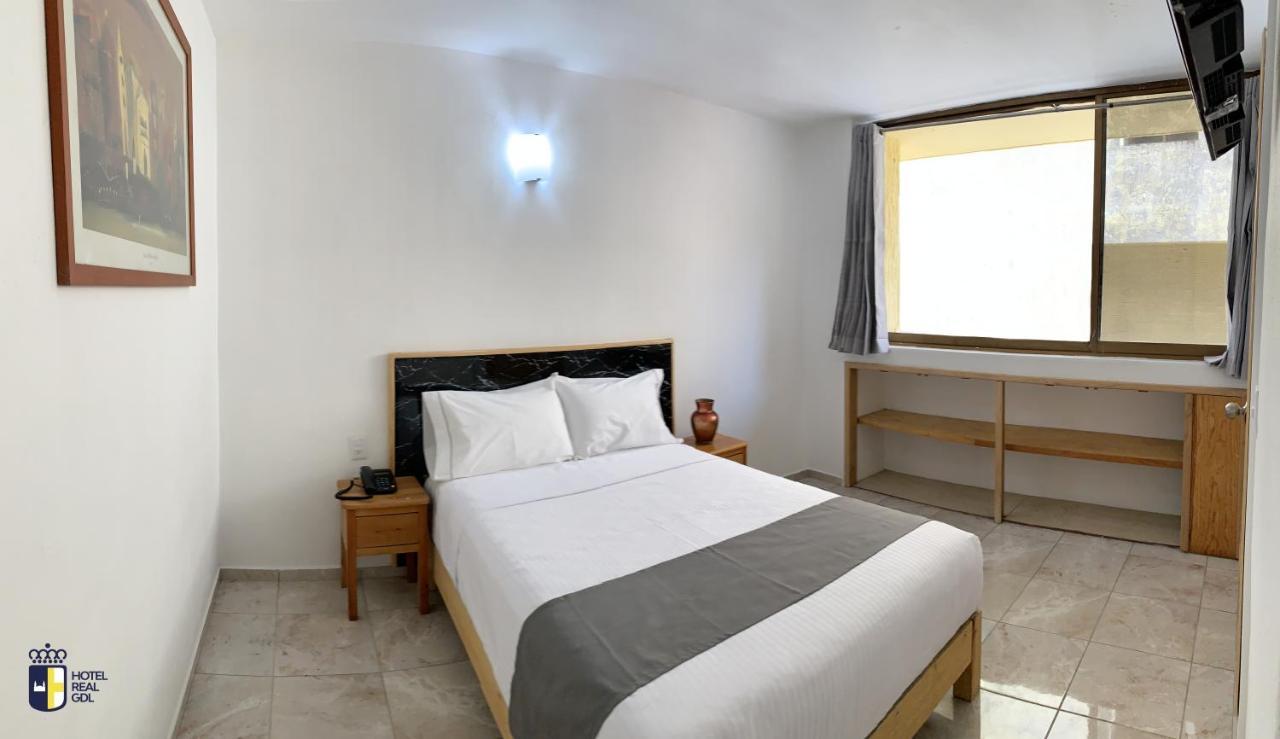 Real Gdl Hotel