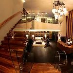 Square Small Luxury Hotel - Providencia