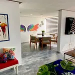 Enorme. Piso Completo 100% Remodelado Zona Expo