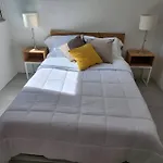 Practico Y Comodo Caminando A La Expo Guadalajara