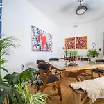Casa Chupacabras