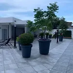 Nuevo Y Amplio Departamento Con Alberca Y Seguridad En El Centro De Guadalajara
