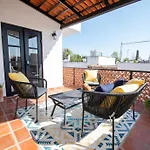 Casa Irake