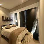 Apartment With City Views Central Area