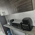 Departamento En Condominio Acacias, Al Lado De El Hard Rock