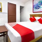 Oyo Hotel Brazil,Guadalajara,Estadio Jalisco