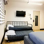 Habitaciones Privadas Con Bano Propio En Una Zona Segura Y Centrica De Guadalajara.