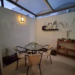 House With Air Conditioning And Pool