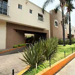 Motel Mirage