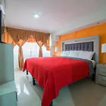 Hotel Plaza Tapatia