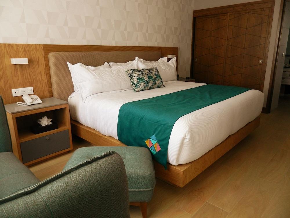 Fch Providencia (adults Only)