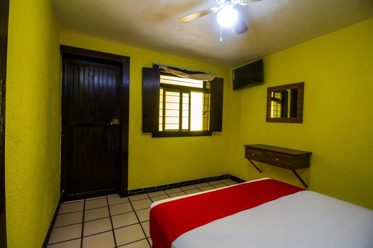 Hotel Oyo Gran Galerias Plaza 2*