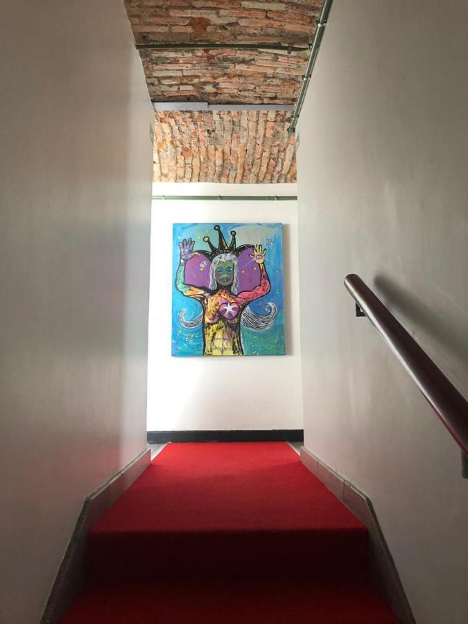 Vl Boutique Consulado Chapu
