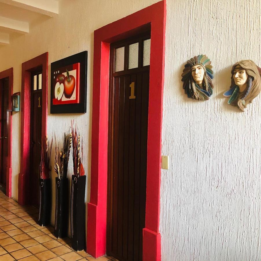 Guest house Hostal De Los Reyes Guadalajara