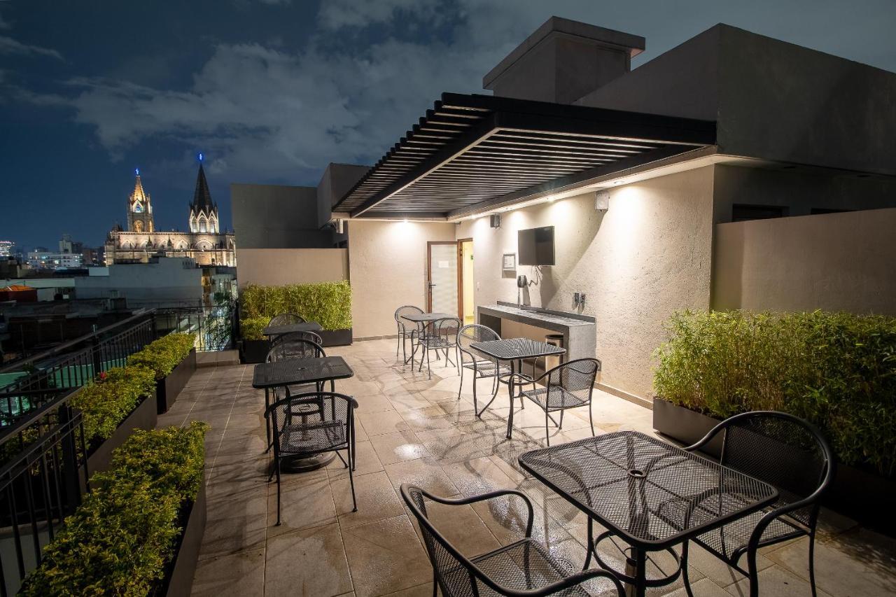 Six Expiatorio Hotel 3*